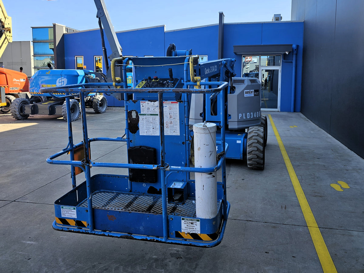 Used 2018 Genie Z3422IC 34ft Diesel Knuckle Boom Lift
