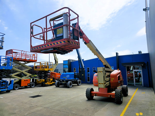 2018 JLG 520 AJ - 52ft Diesel Knuckle Boom Lift