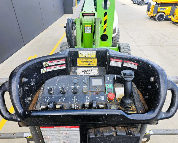 2015 Niftylift HR17 50ft Bi-Energy Knuckle Boom