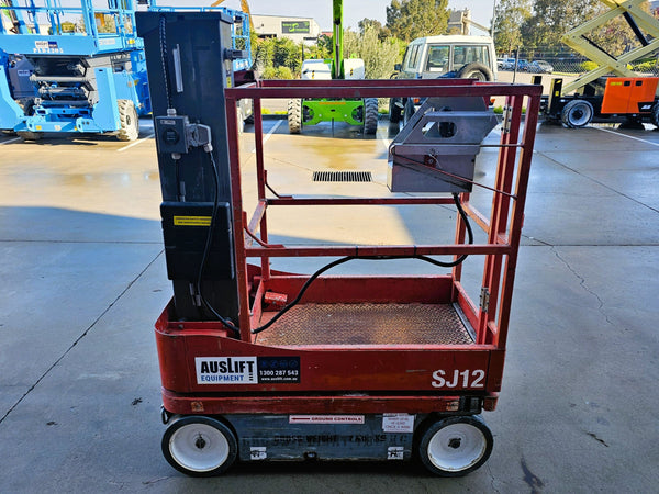 Used 2015 Skyjack SJ12 Vertical Mast Lift