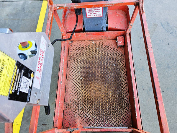 Used 2015 Skyjack SJ12 Vertical Mast Lift