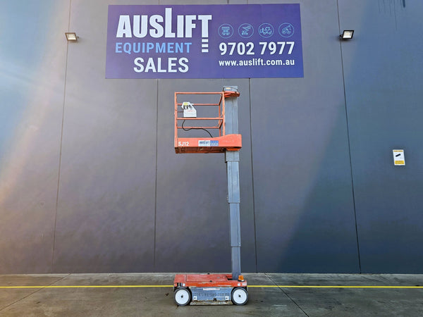 Used 2015 Skyjack SJ12 Vertical Mast Lift
