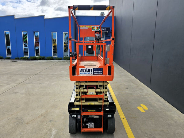 2021 JLG ES2632 - 26ft Electric Narrow Scissor Lift