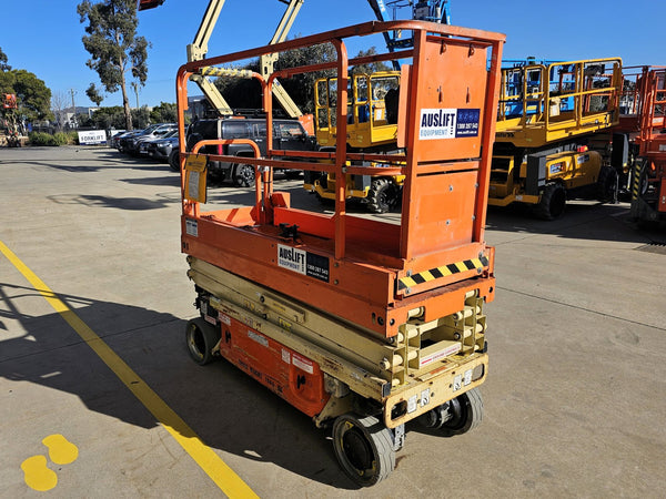 2015 JLG 1930ES - 19ft Electric Scissor Lift