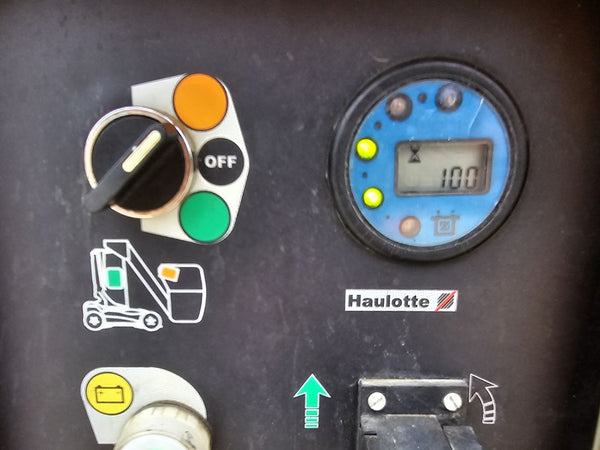 2009 Haulotte Star 10 - Vertical Mast Lift