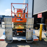 JLG ES2646 26ft Electric Scissor Lift on Bullant Trailer