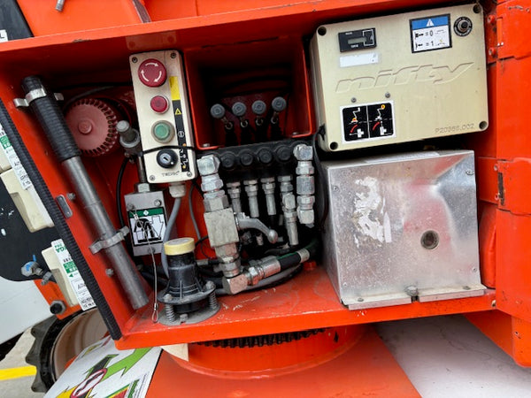 2013 Niftylift HR12 34ft Bi-Energy Knuckle Boom