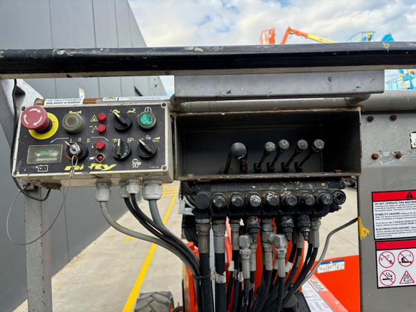 2013 Niftylift HR12 34ft Bi-Energy Knuckle Boom