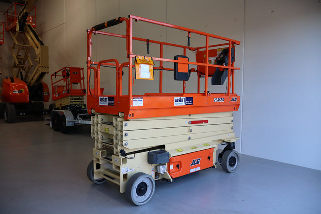 26ft Wide Electric Scissor Lift for Hire