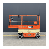 JLG 1930ES electric scissor lift (SN6420) side profile with deck extended
