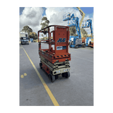 JLG 1930ES electric scissor lift (SN6420) front left side quarter view
