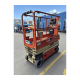 JLG 1930ES electric scissor lift (SN6420) rear right side quarter view

