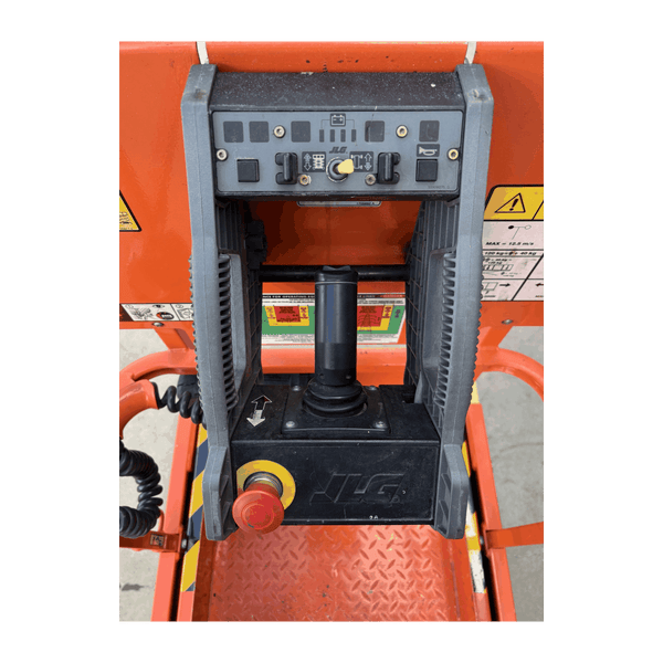 JLG 1930ES electric scissor lift (SN6420) control box close up
