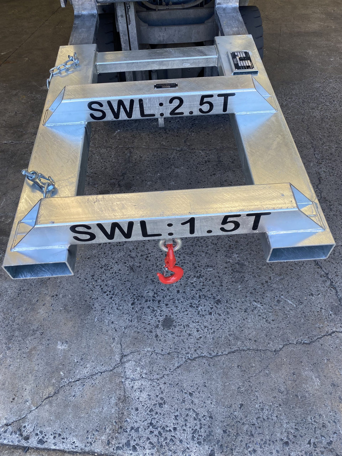 Forklift Lifting Jib Wide 2.5 Tonne DHE-WLJ2.5