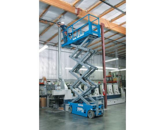 Genie GS2632  26ft Narrow Electric Scissor Lift
