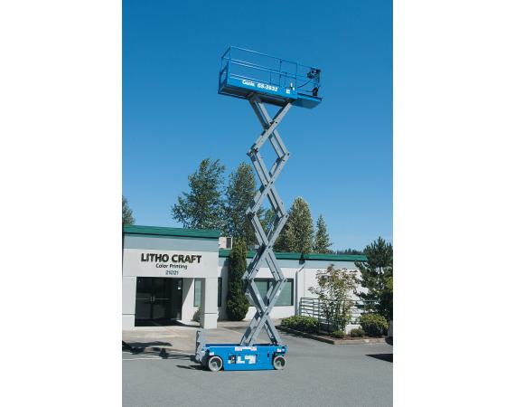 Genie GS2632  26ft Narrow Electric Scissor Lift