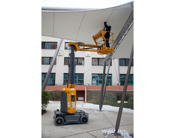 Haulotte Star 10 - Vertical Mast Lift With Jib