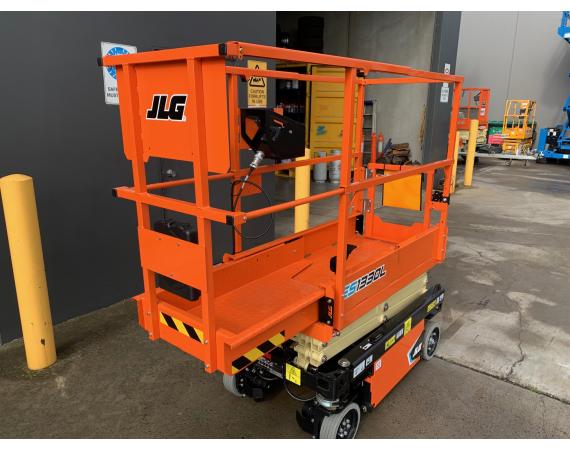 JLG ES1330L 13ft Electric Scissor Lift