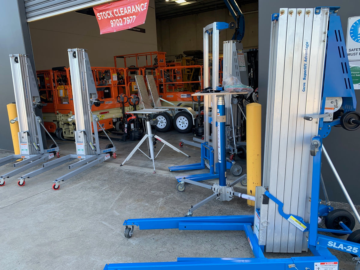 Genie SLA Series 3.49m to 7.94m Duct Lifter, 295kg to 454kg Lift
