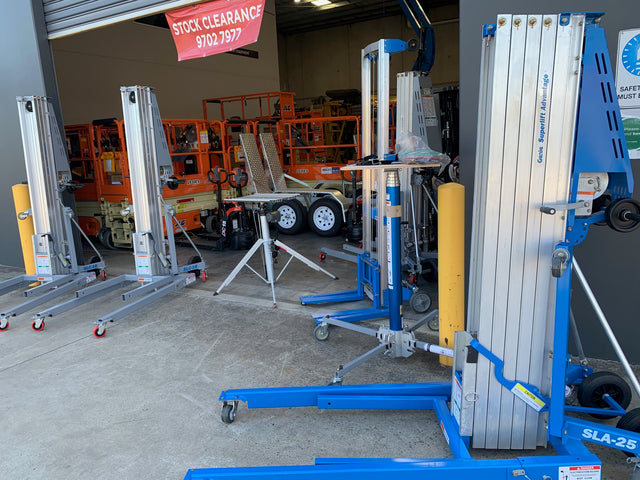 Genie SLA Series 3.49m to 7.94m Duct Lifter, 295kg to 454kg Lift